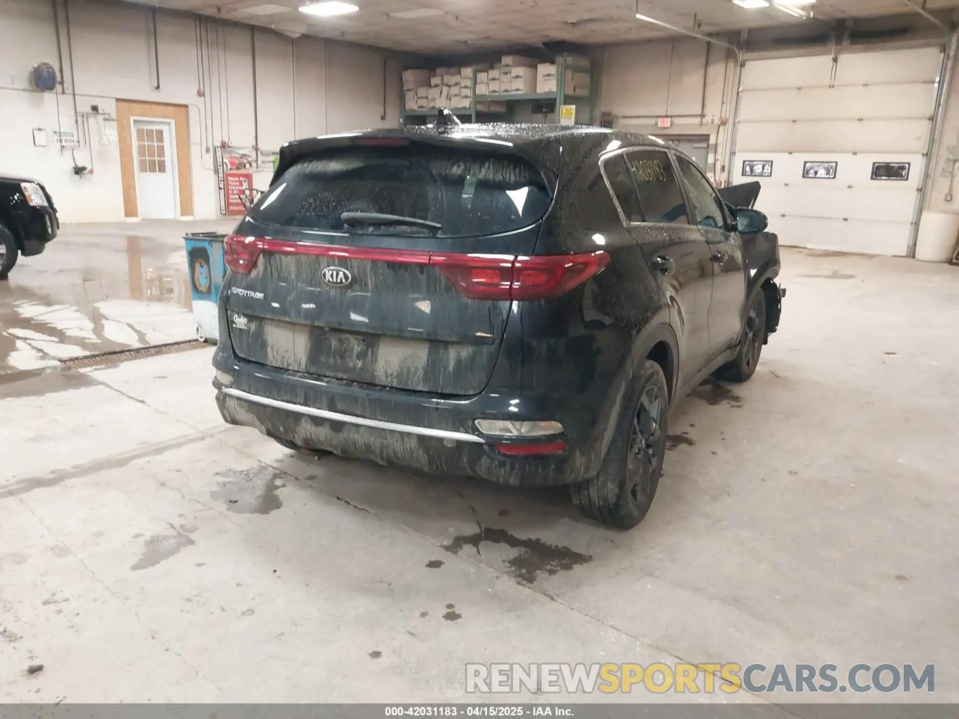 4 Photograph of a damaged car KNDPMCACXN7002186 KIA SPORTAGE 2022
