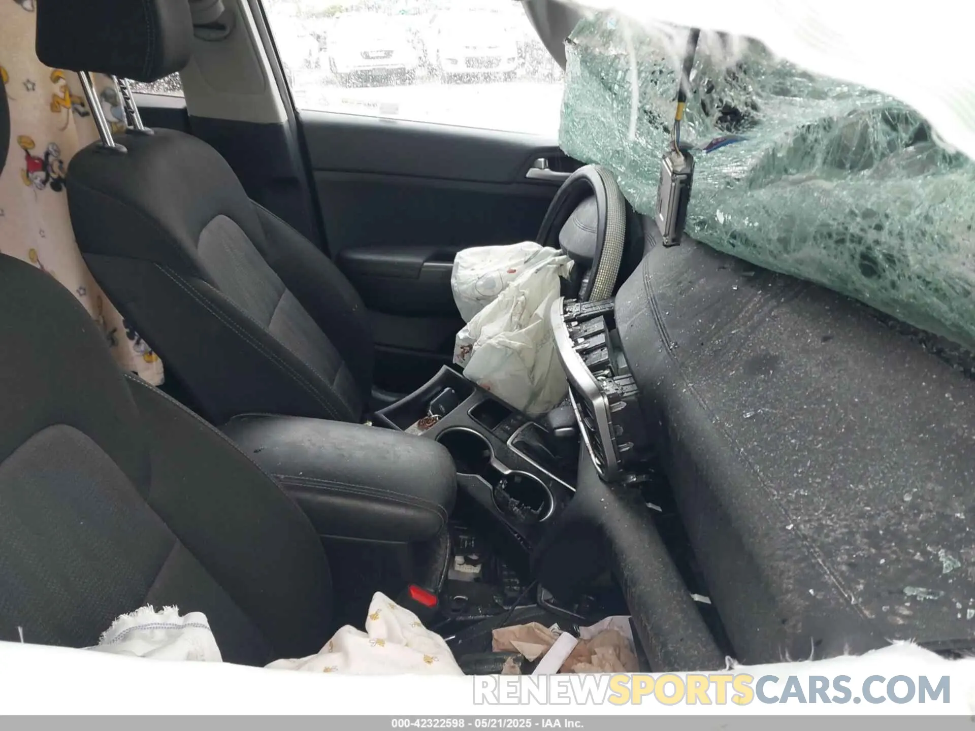 5 Photograph of a damaged car KNDPMCACXN7969560 KIA SPORTAGE 2022