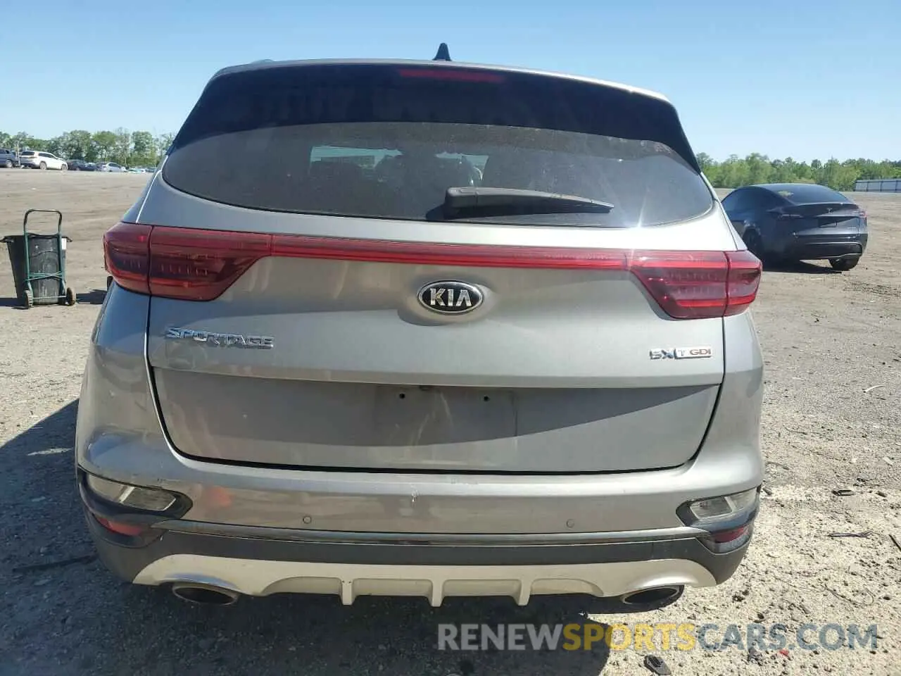 6 Photograph of a damaged car KNDPRCA60N7950866 KIA SPORTAGE 2022