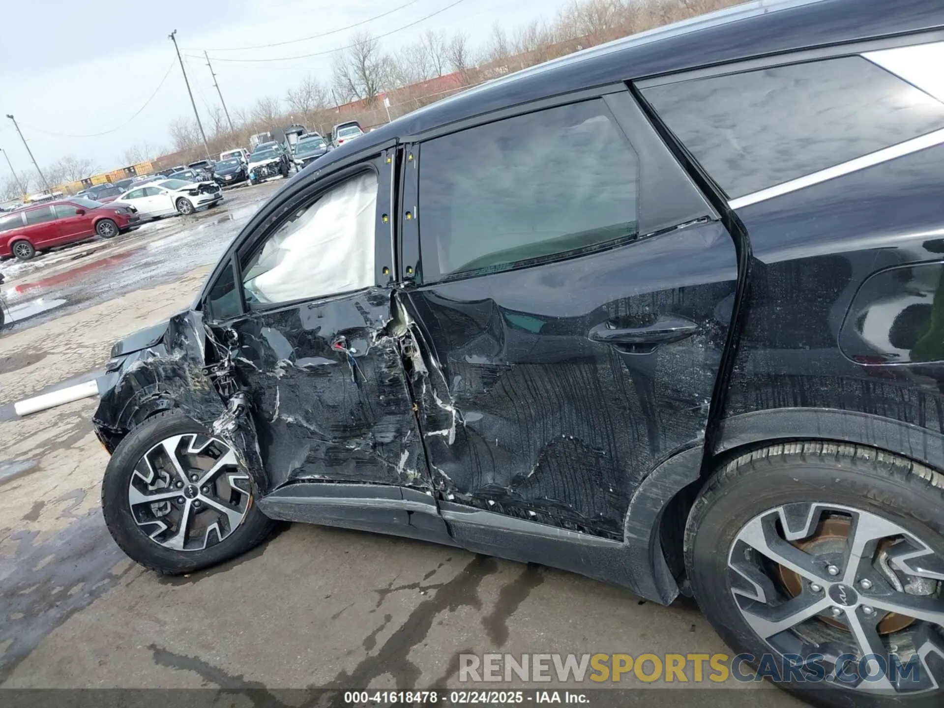 13 Photograph of a damaged car 5XYK33AF1PG076416 KIA SPORTAGE 2023