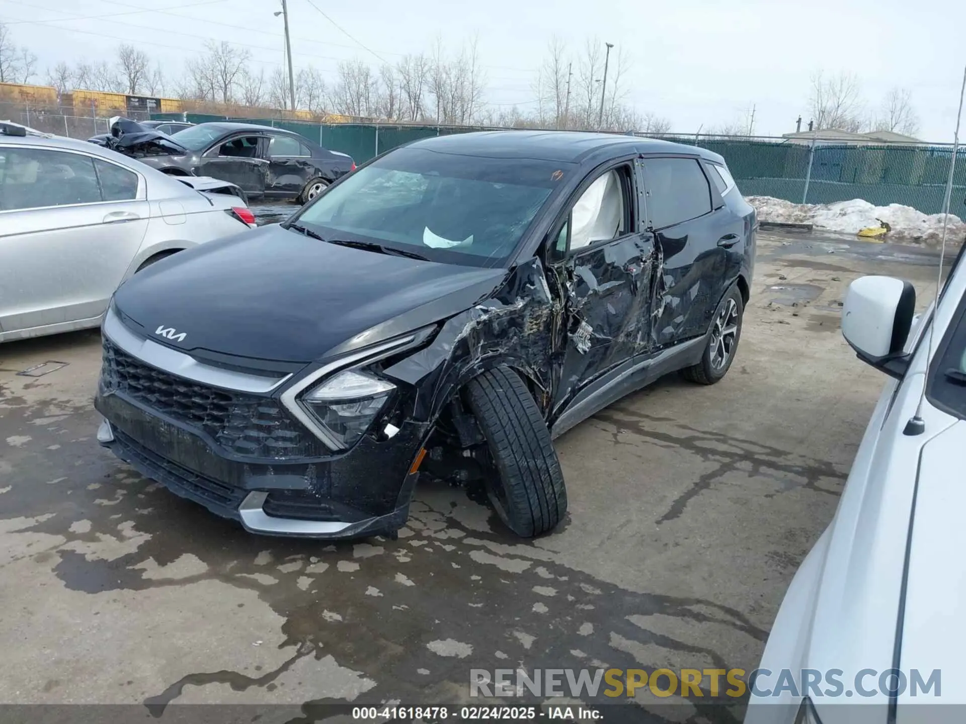 2 Photograph of a damaged car 5XYK33AF1PG076416 KIA SPORTAGE 2023