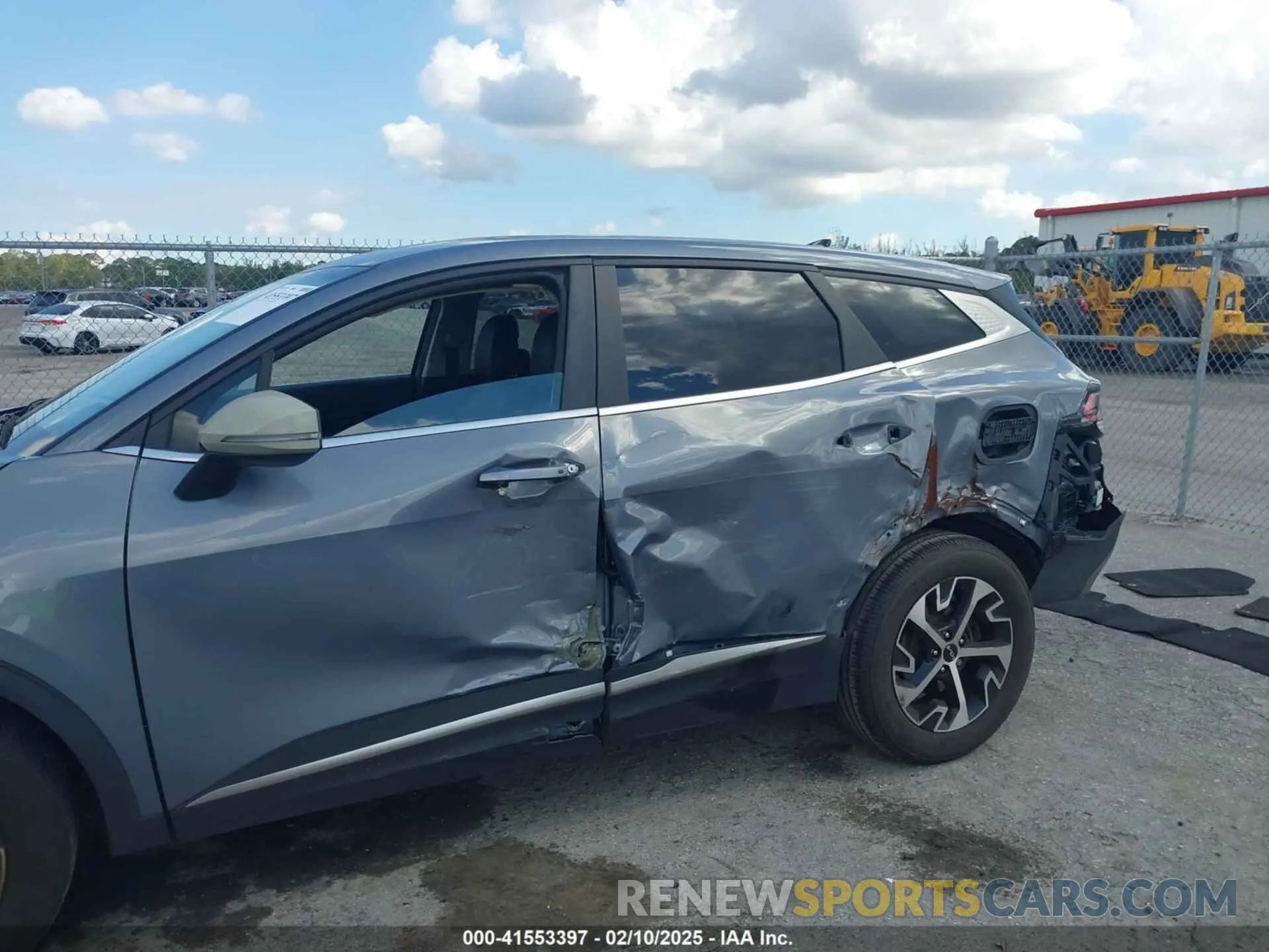 6 Photograph of a damaged car 5XYK33AF4PG039263 KIA SPORTAGE 2023
