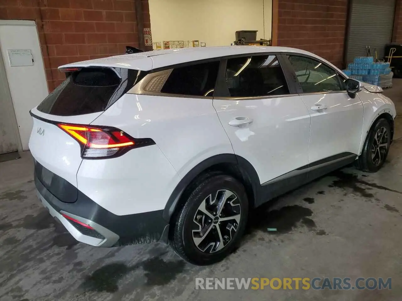 3 Фотография поврежденного автомобиля 5XYK33AF5PG022701 KIA SPORTAGE 2023