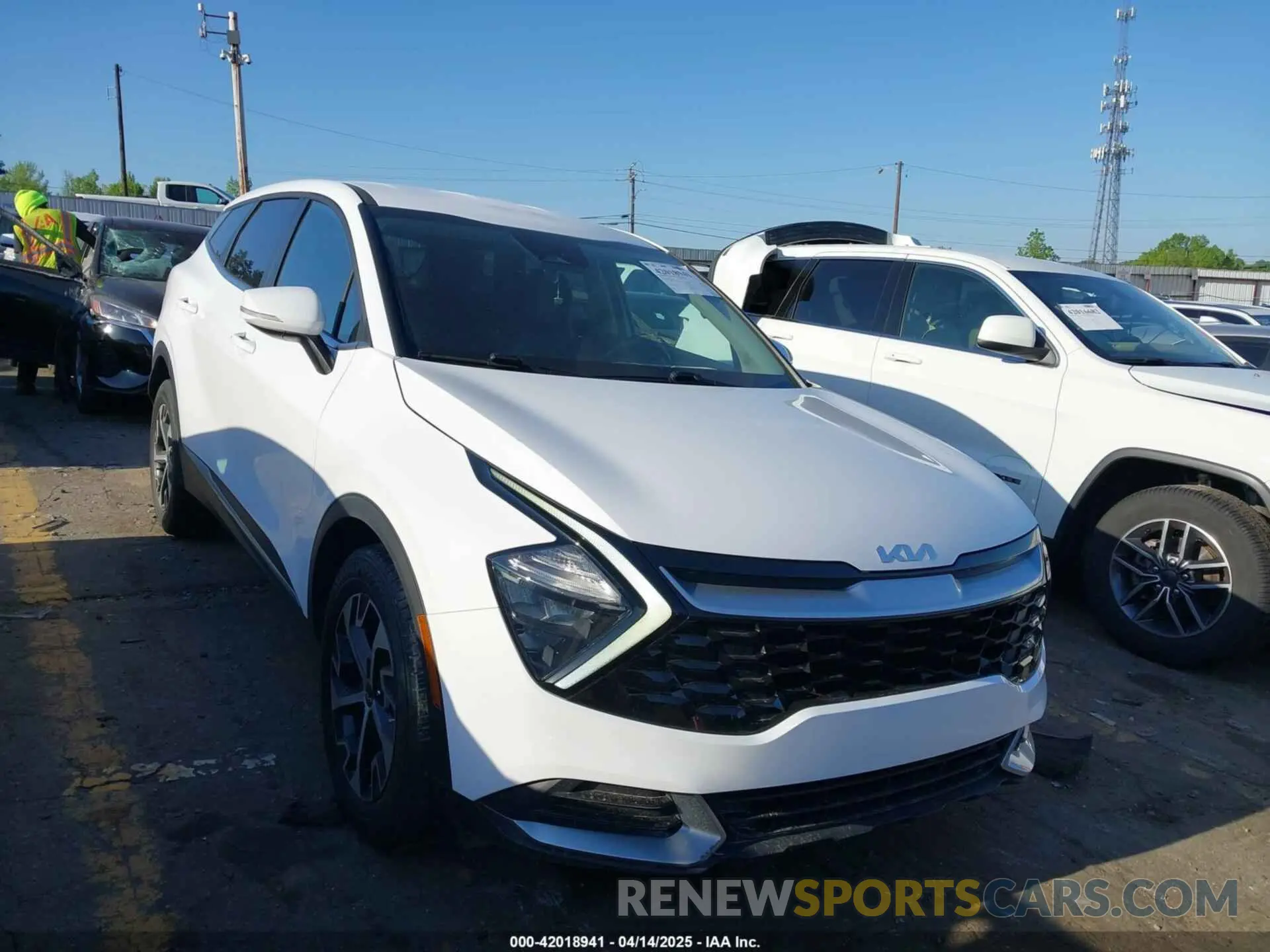 1 Photograph of a damaged car 5XYK33AF5PG065113 KIA SPORTAGE 2023