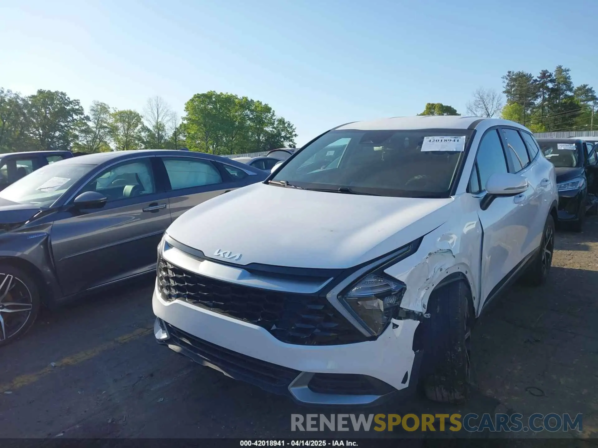 2 Photograph of a damaged car 5XYK33AF5PG065113 KIA SPORTAGE 2023