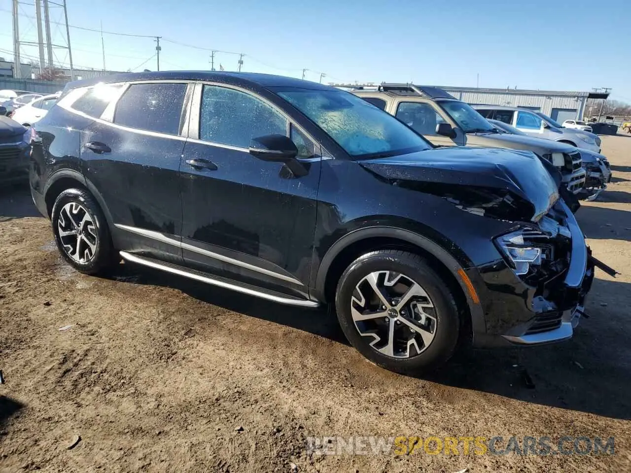 4 Photograph of a damaged car 5XYK33AF6PG133662 KIA SPORTAGE 2023