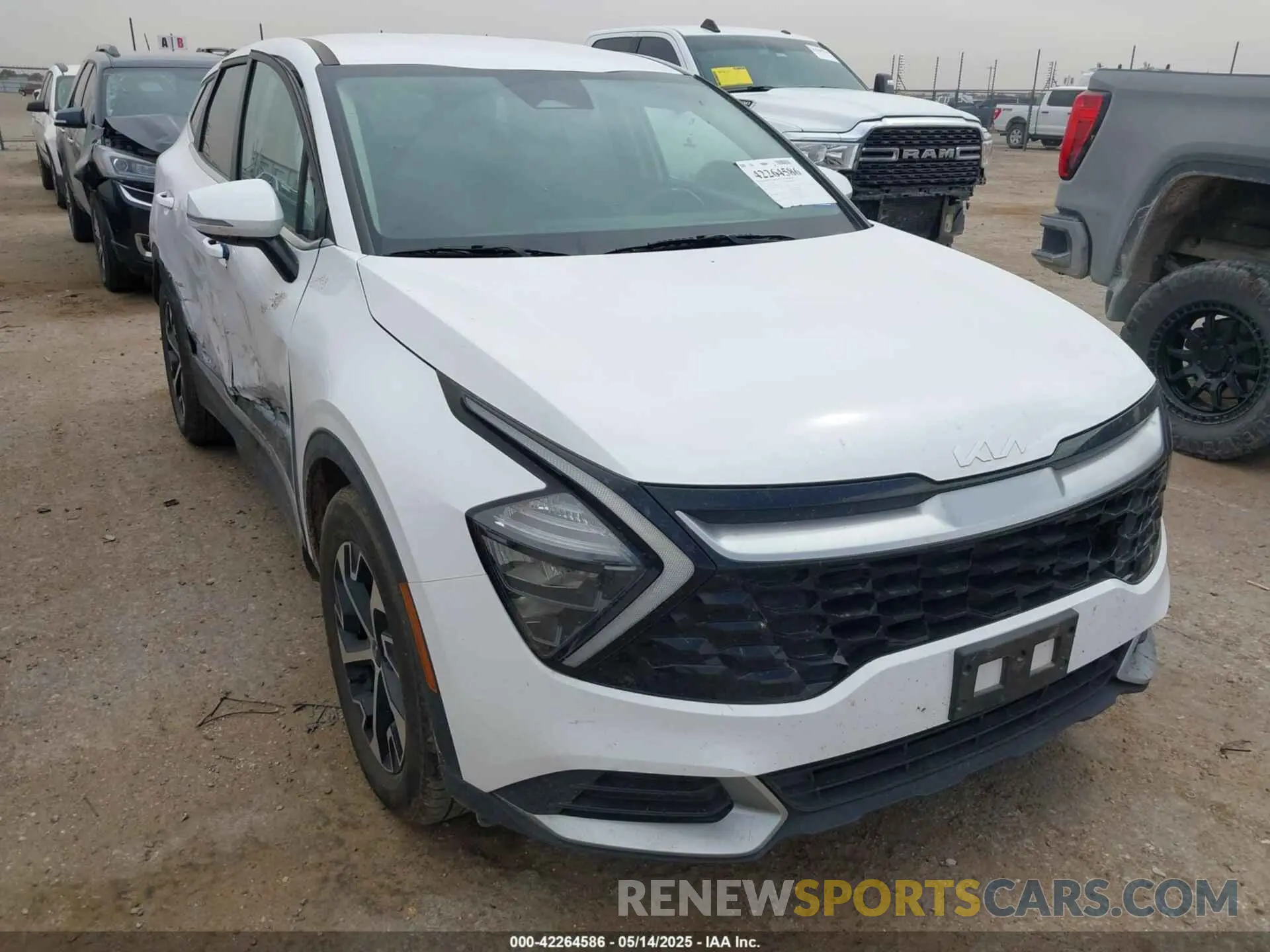 1 Photograph of a damaged car 5XYK33AF7PG087887 KIA SPORTAGE 2023
