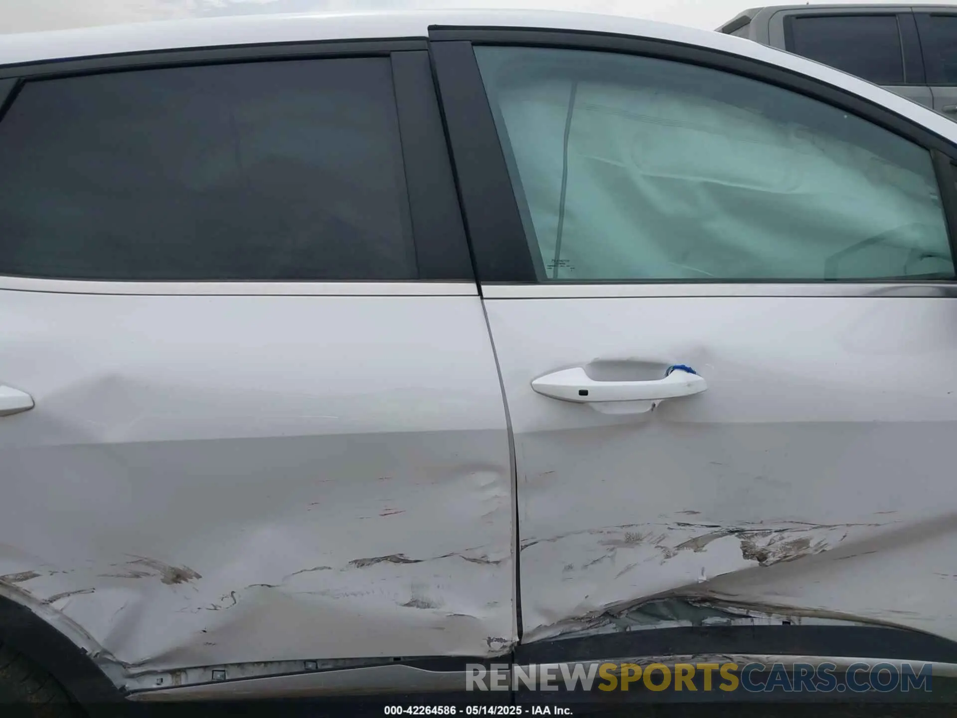 13 Photograph of a damaged car 5XYK33AF7PG087887 KIA SPORTAGE 2023