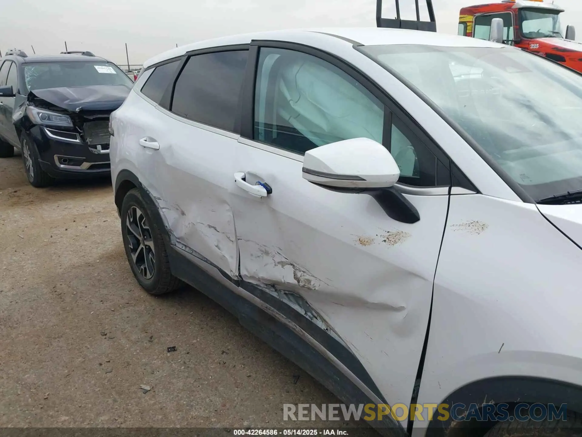 6 Photograph of a damaged car 5XYK33AF7PG087887 KIA SPORTAGE 2023