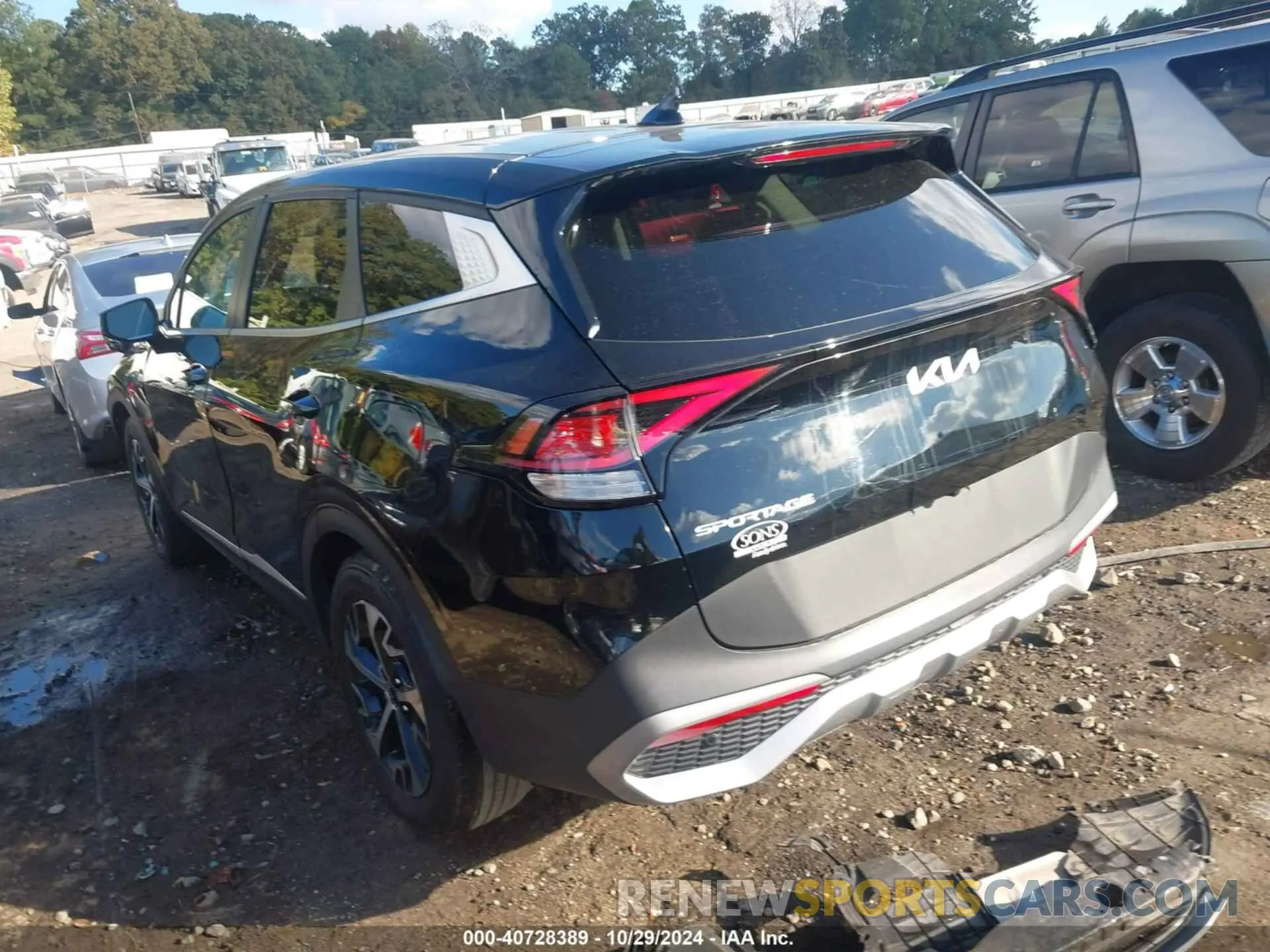 3 Photograph of a damaged car 5XYK33AF9PG076650 KIA SPORTAGE 2023