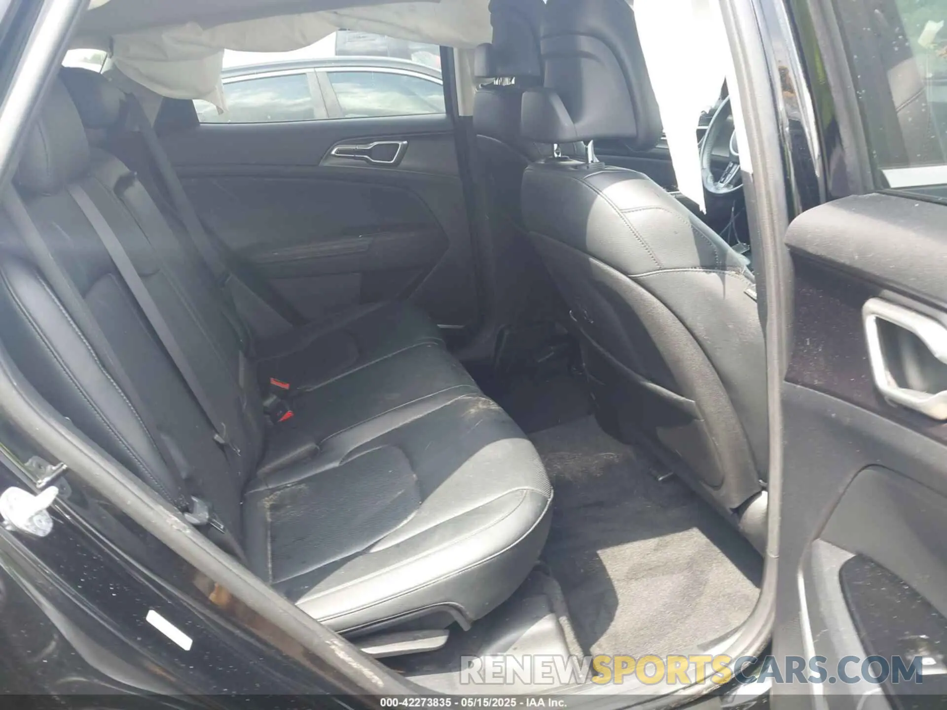 8 Фотография поврежденного автомобиля 5XYK33AFXPG034973 KIA SPORTAGE 2023
