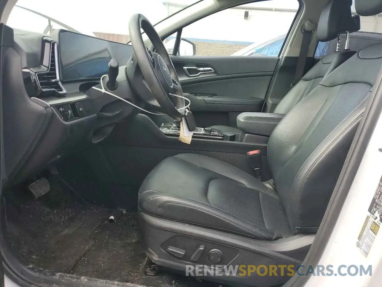 7 Photograph of a damaged car 5XYK3CAF1PG121287 KIA SPORTAGE 2023