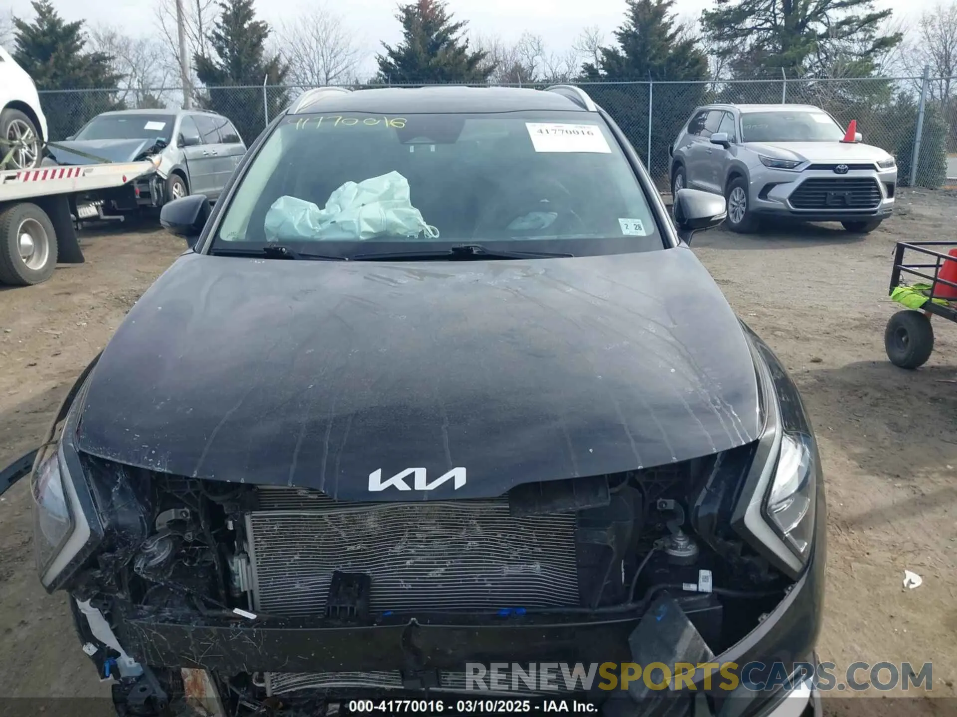 12 Фотография поврежденного автомобиля 5XYK3CAF9PG088801 KIA SPORTAGE 2023
