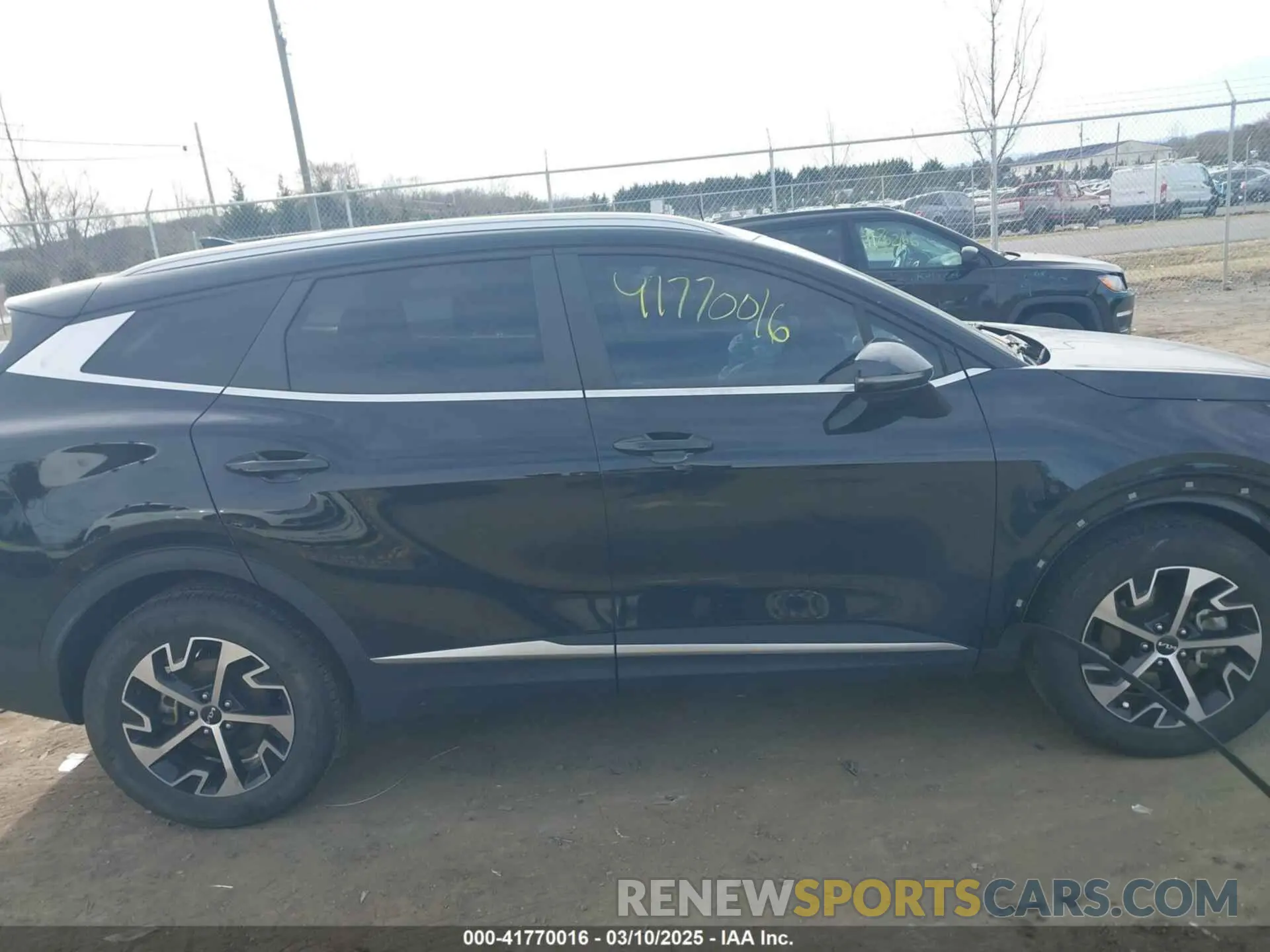13 Фотография поврежденного автомобиля 5XYK3CAF9PG088801 KIA SPORTAGE 2023
