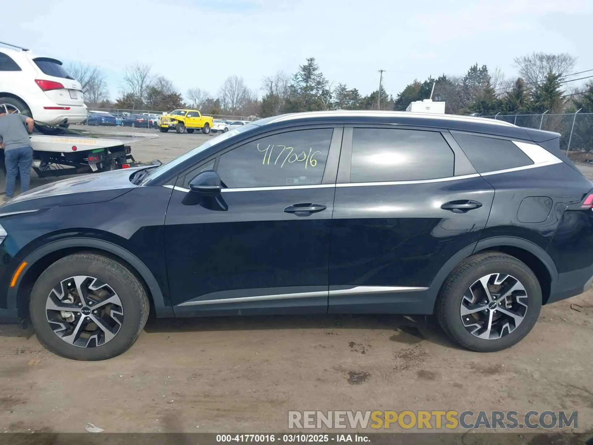 14 Фотография поврежденного автомобиля 5XYK3CAF9PG088801 KIA SPORTAGE 2023