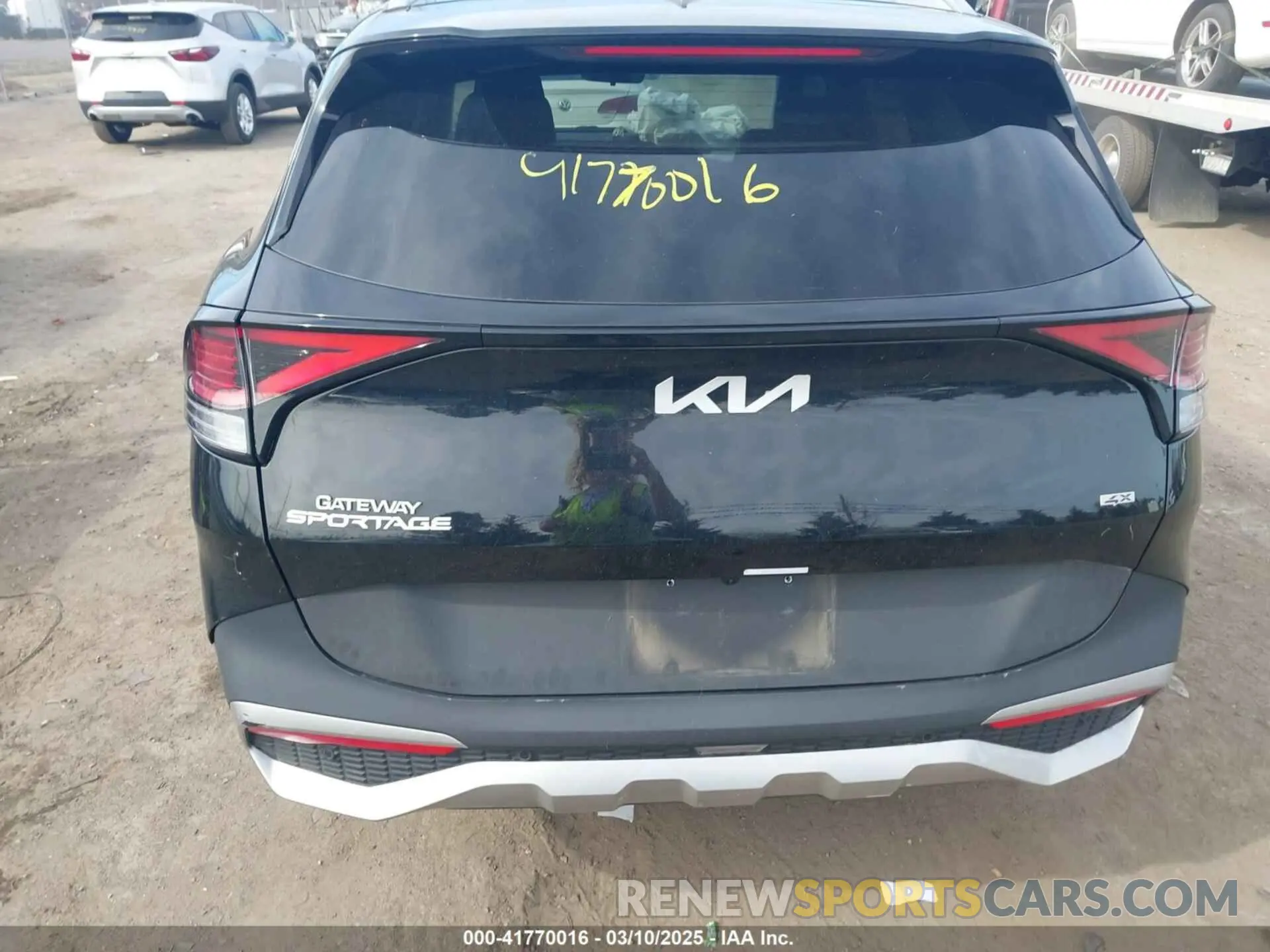 16 Фотография поврежденного автомобиля 5XYK3CAF9PG088801 KIA SPORTAGE 2023