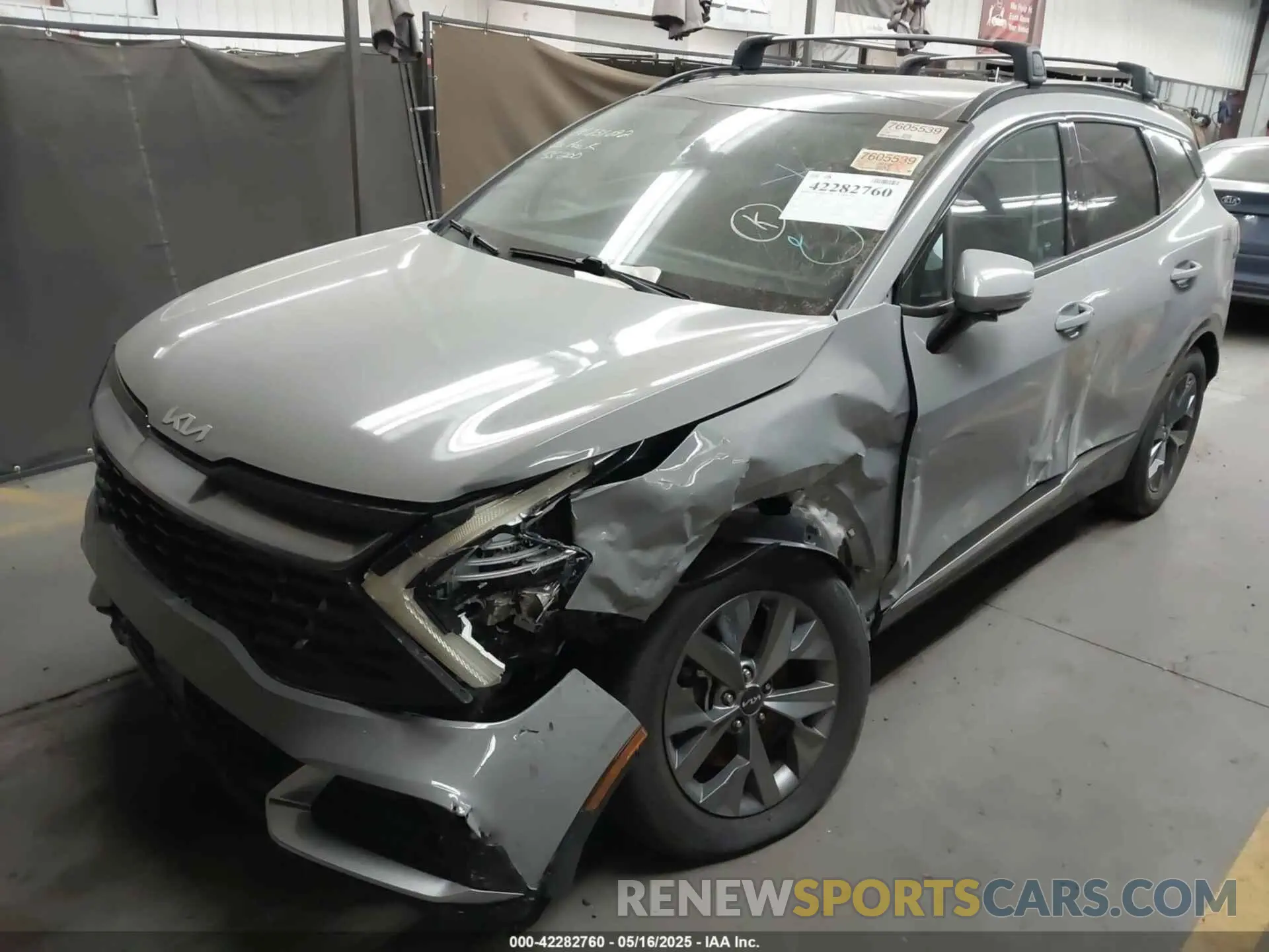 2 Photograph of a damaged car 5XYK4CAF6PG104532 KIA SPORTAGE 2023