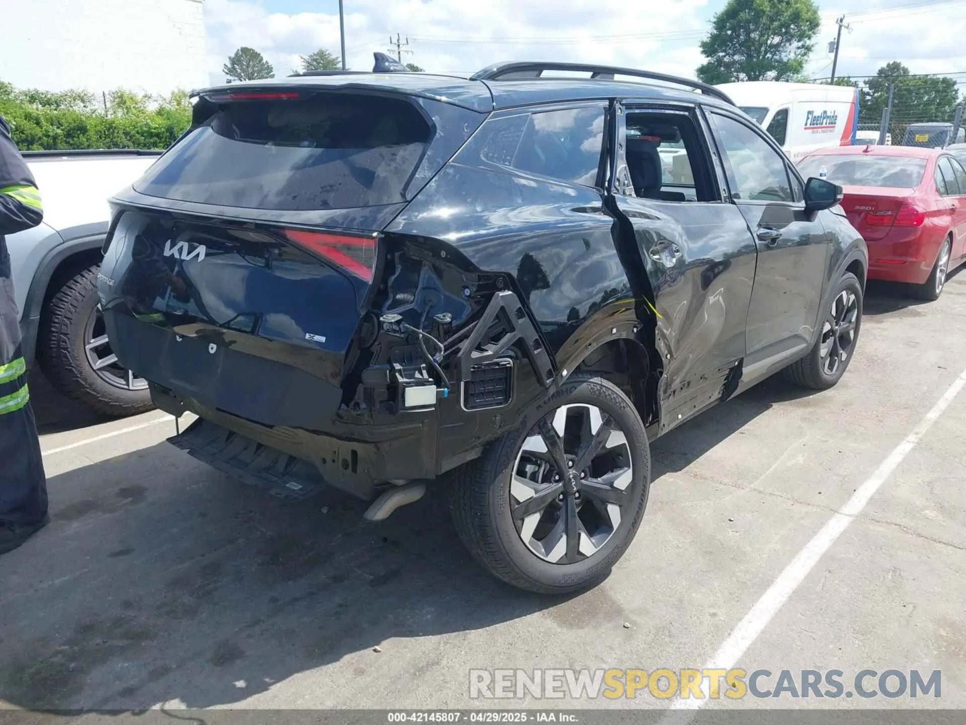 4 Фотография поврежденного автомобиля 5XYK6CAF1PG004543 KIA SPORTAGE 2023