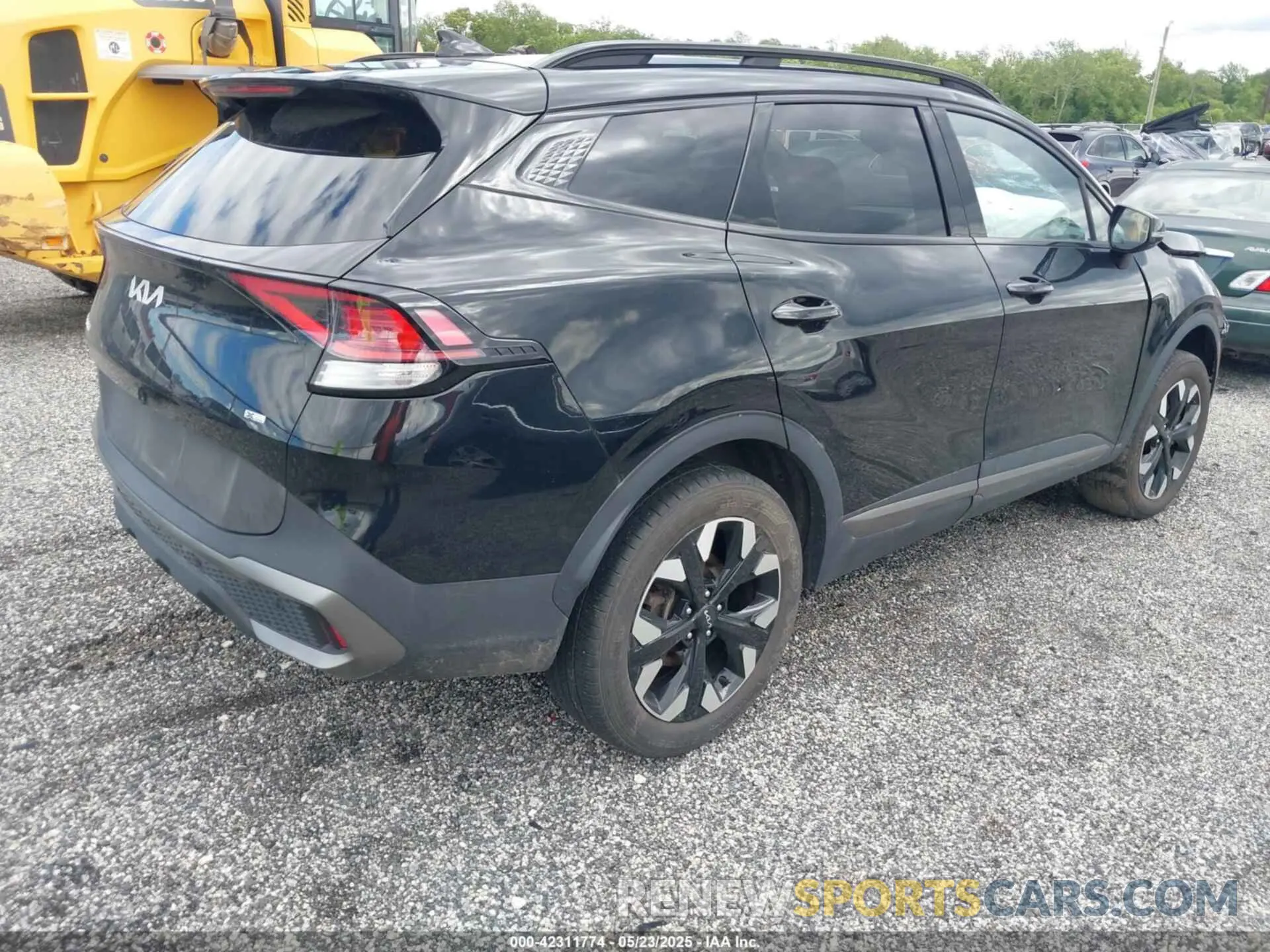 4 Фотография поврежденного автомобиля 5XYK6CAF1PG043908 KIA SPORTAGE 2023