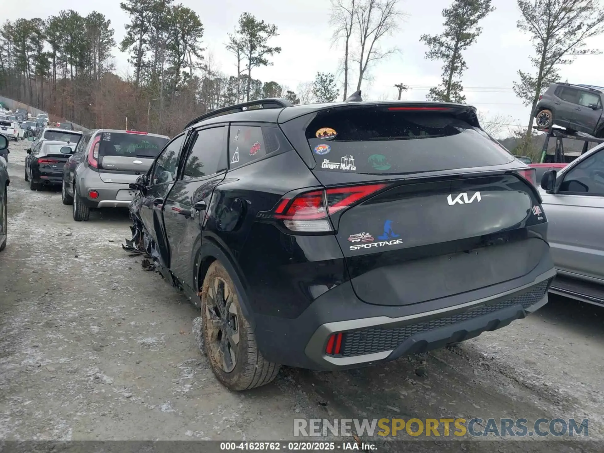 3 Фотография поврежденного автомобиля 5XYK6CAF3PG081835 KIA SPORTAGE 2023