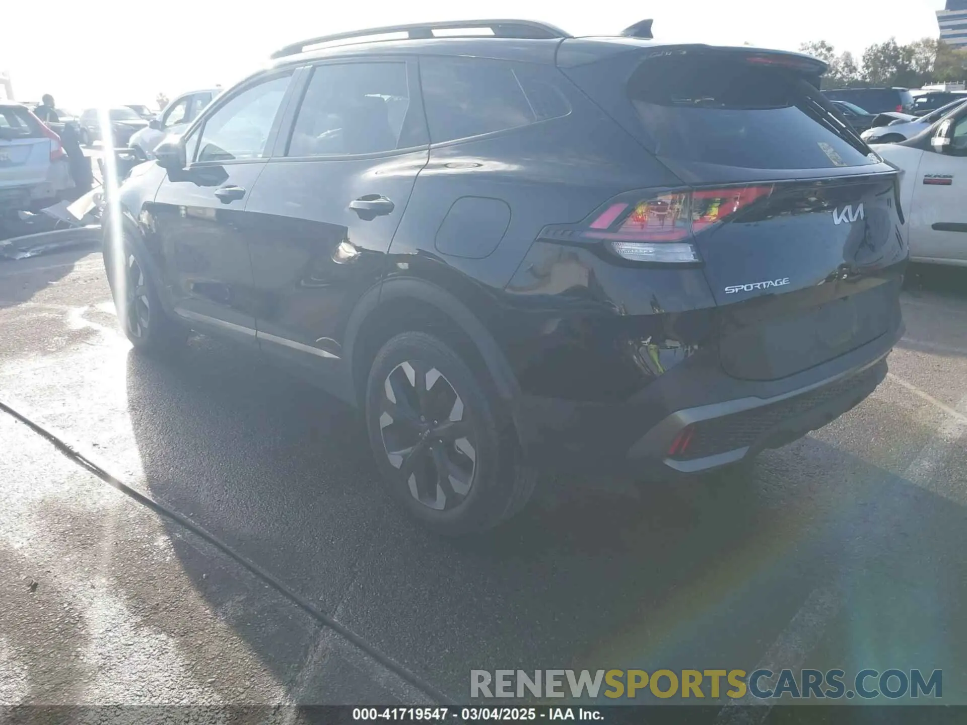 3 Photograph of a damaged car 5XYK6CAF6PG028997 KIA SPORTAGE 2023
