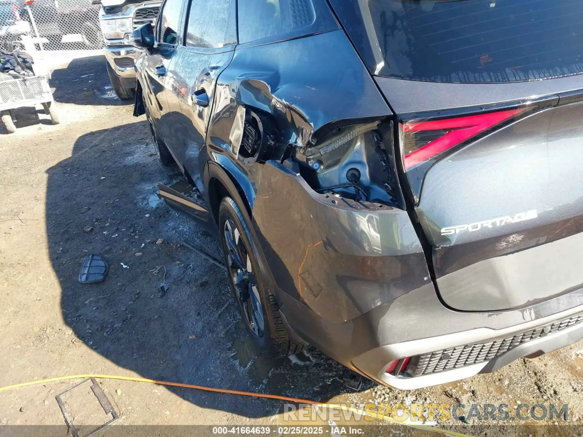 20 Photograph of a damaged car 5XYK6CAF6PG071171 KIA SPORTAGE 2023