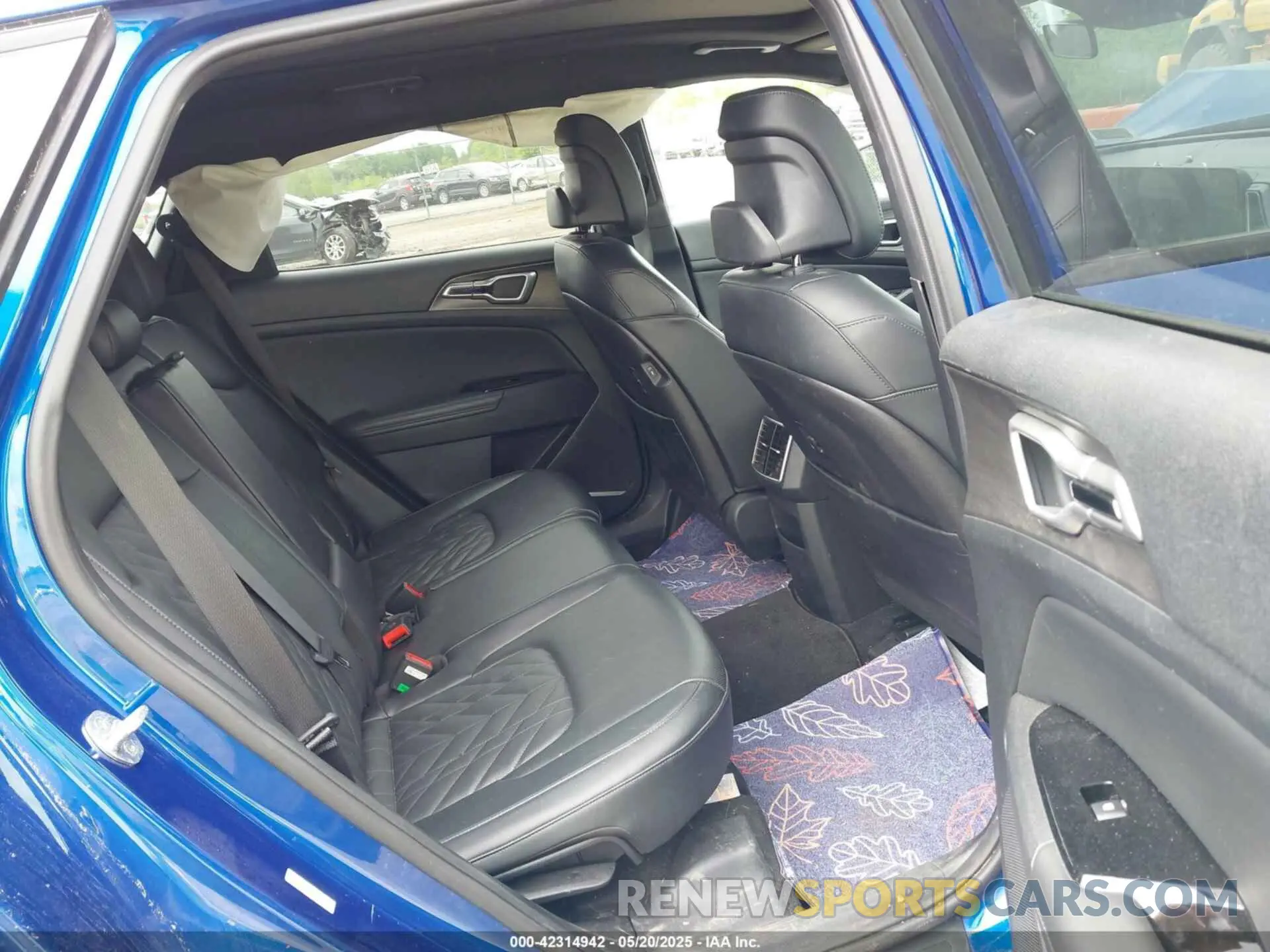 8 Фотография поврежденного автомобиля 5XYK6CAF9PG004726 KIA SPORTAGE 2023