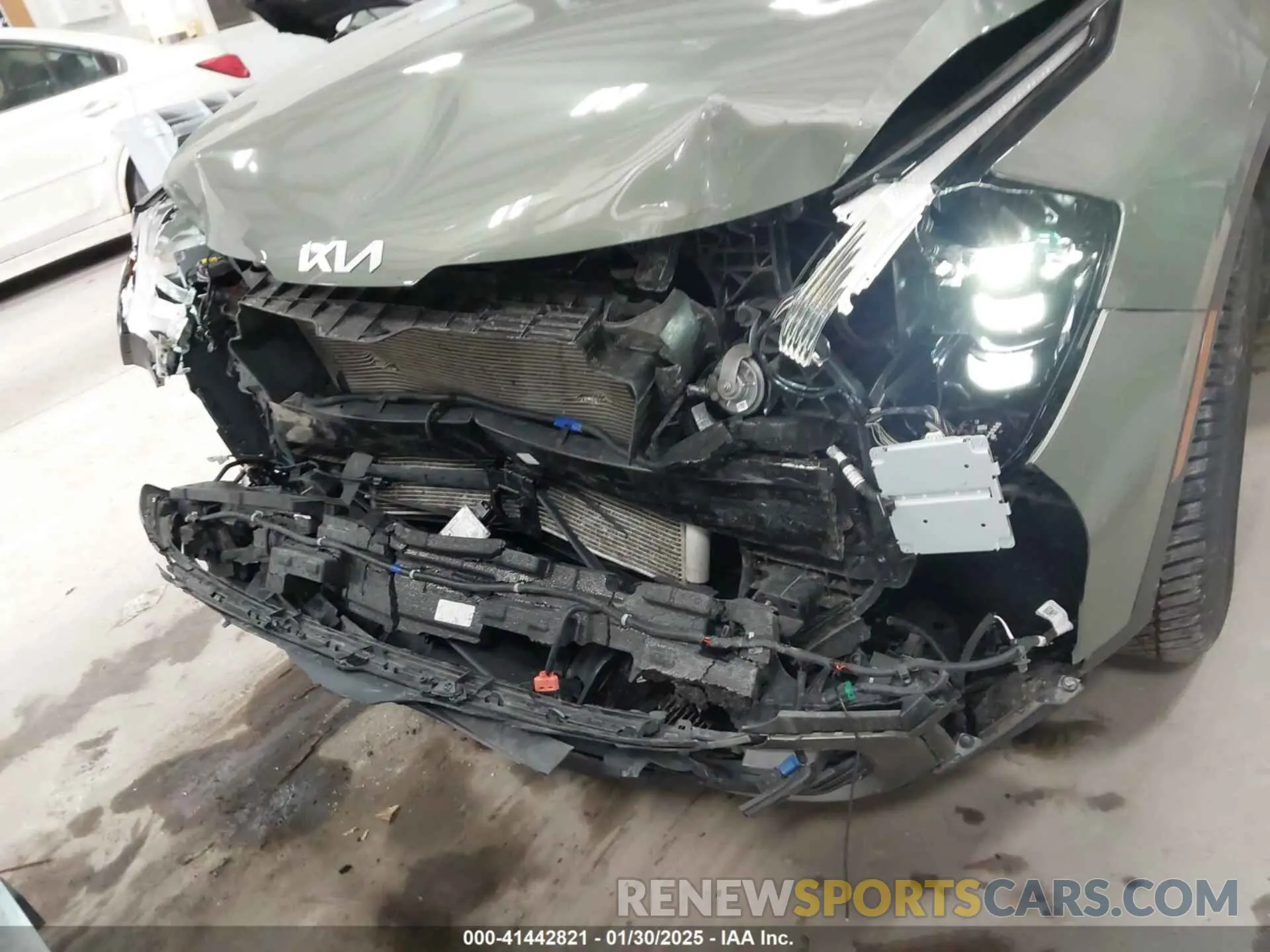 6 Фотография поврежденного автомобиля 5XYK7CAF2PG124221 KIA SPORTAGE 2023