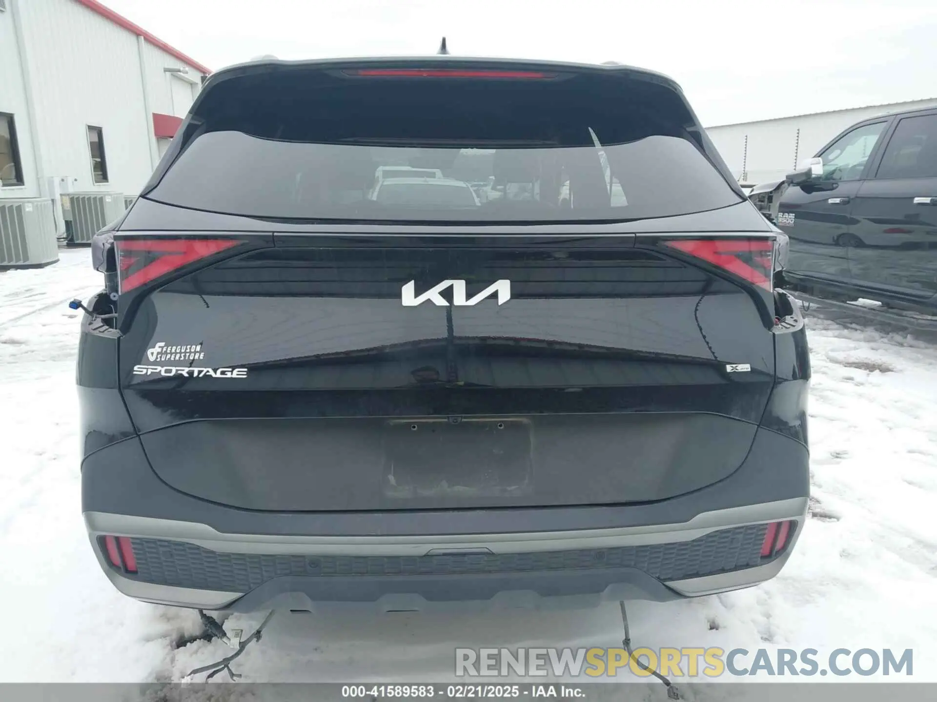 17 Фотография поврежденного автомобиля 5XYK7CAFXPG136150 KIA SPORTAGE 2023