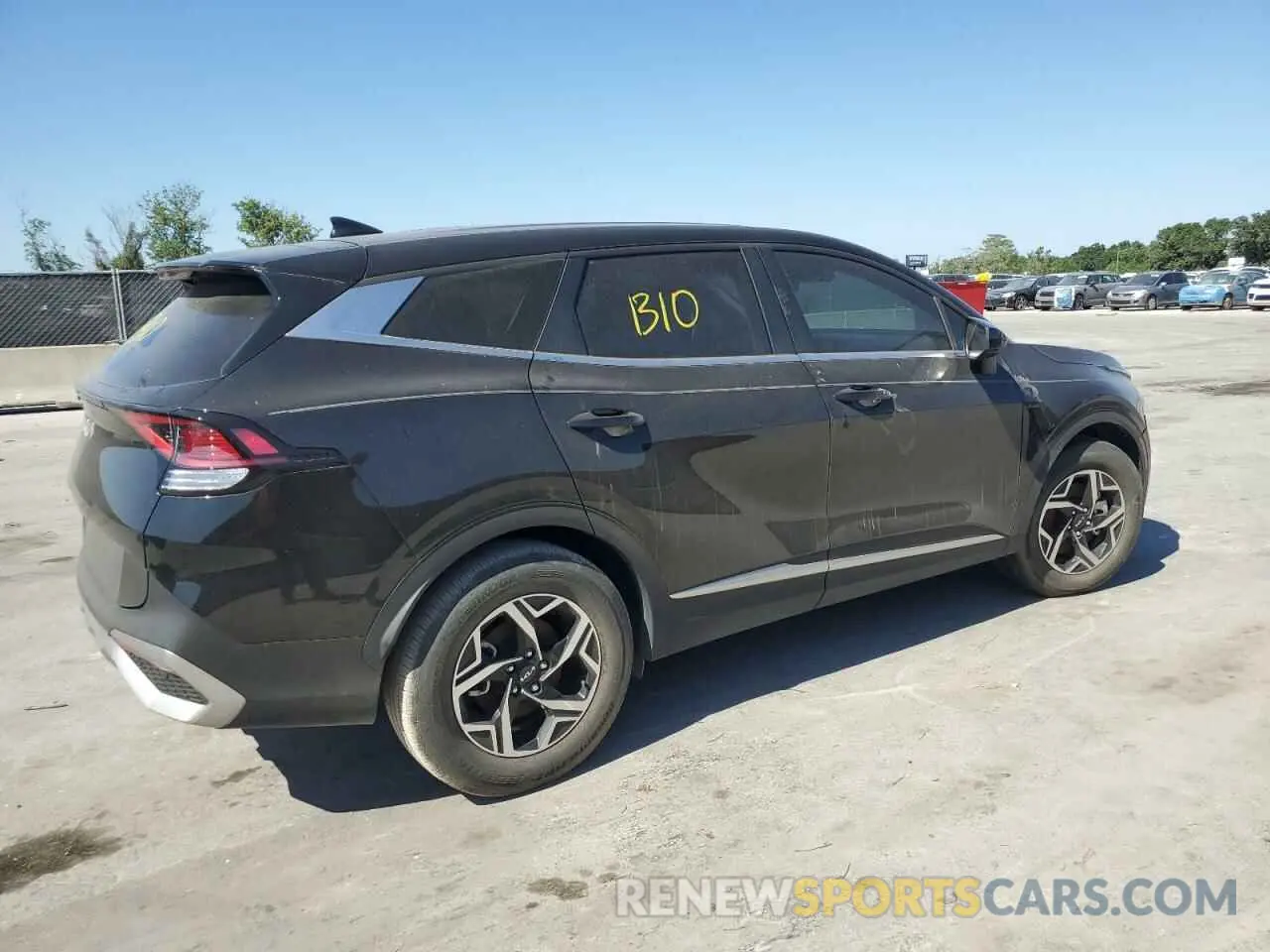 3 Photograph of a damaged car KNDPU3AF2P7176654 KIA SPORTAGE 2023