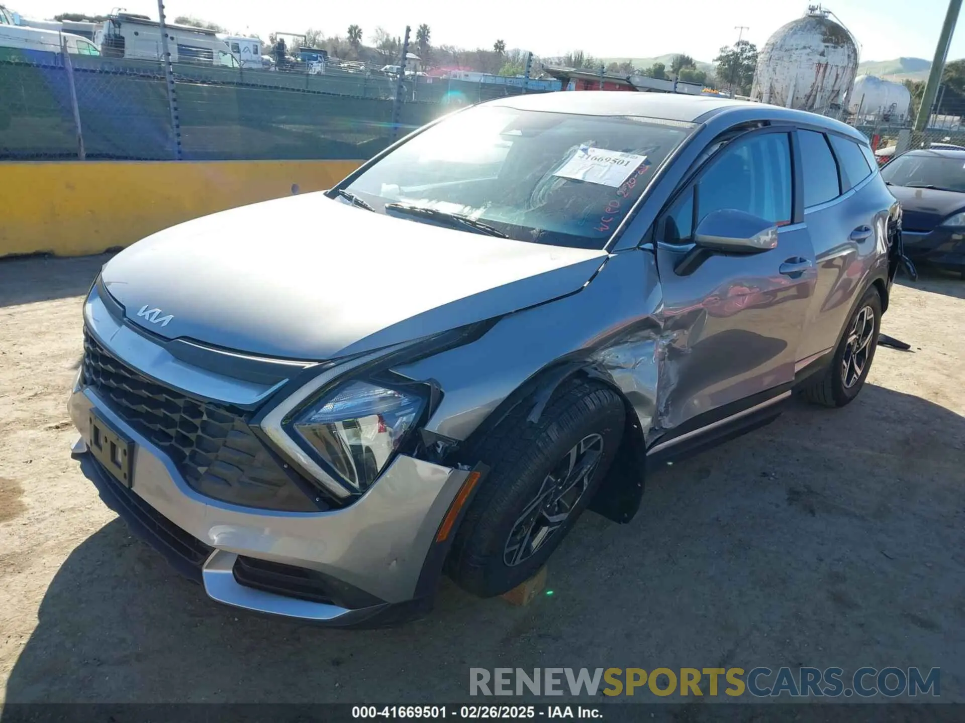 2 Фотография поврежденного автомобиля KNDPU3AF3P7172936 KIA SPORTAGE 2023