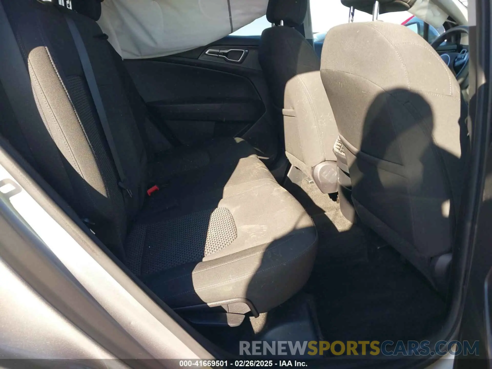 8 Фотография поврежденного автомобиля KNDPU3AF3P7172936 KIA SPORTAGE 2023