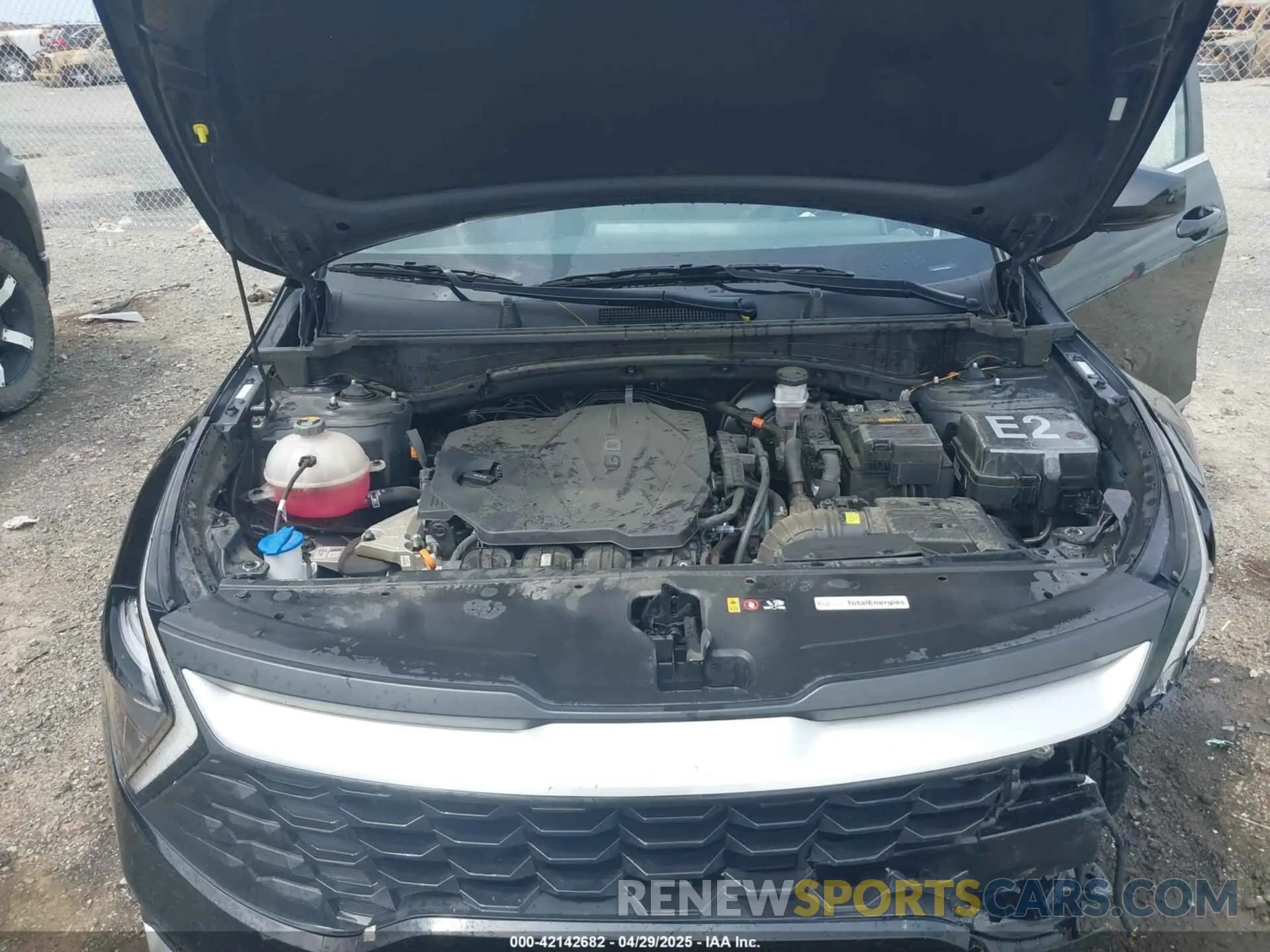 10 Фотография поврежденного автомобиля KNDPU3AF3P7186710 KIA SPORTAGE 2023