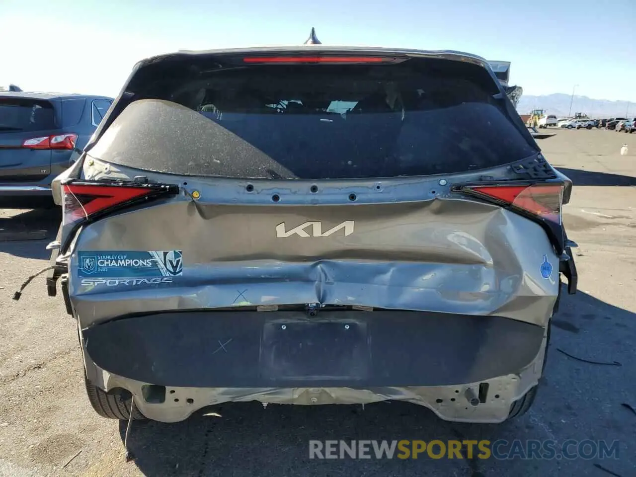 6 Photograph of a damaged car KNDPU3AF7P7048443 KIA SPORTAGE 2023