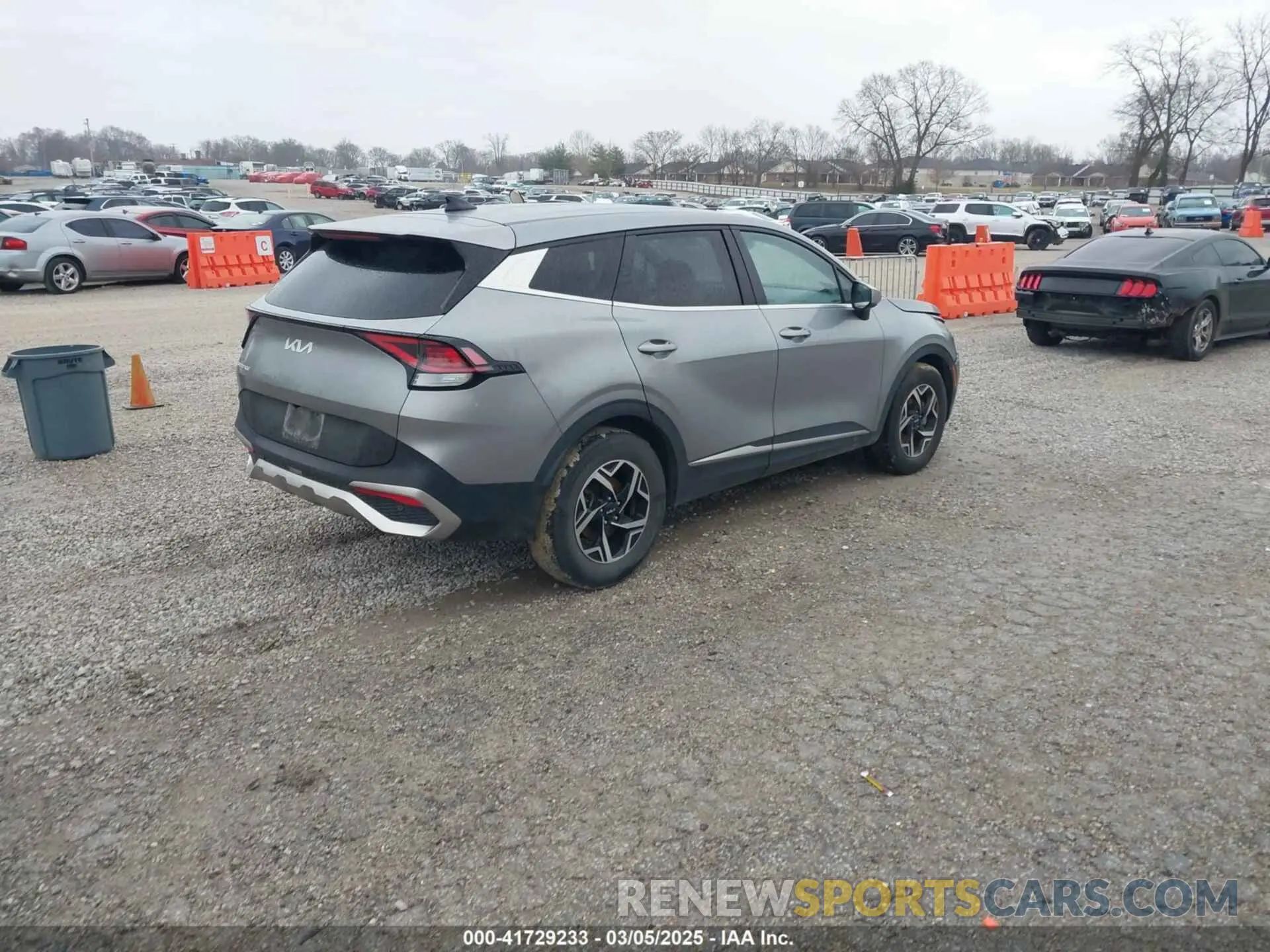 4 Фотография поврежденного автомобиля KNDPU3AF8P7034079 KIA SPORTAGE 2023