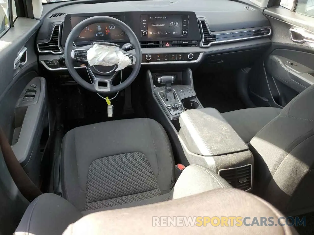 8 Фотография поврежденного автомобиля KNDPUCAF2P7093533 KIA SPORTAGE 2023