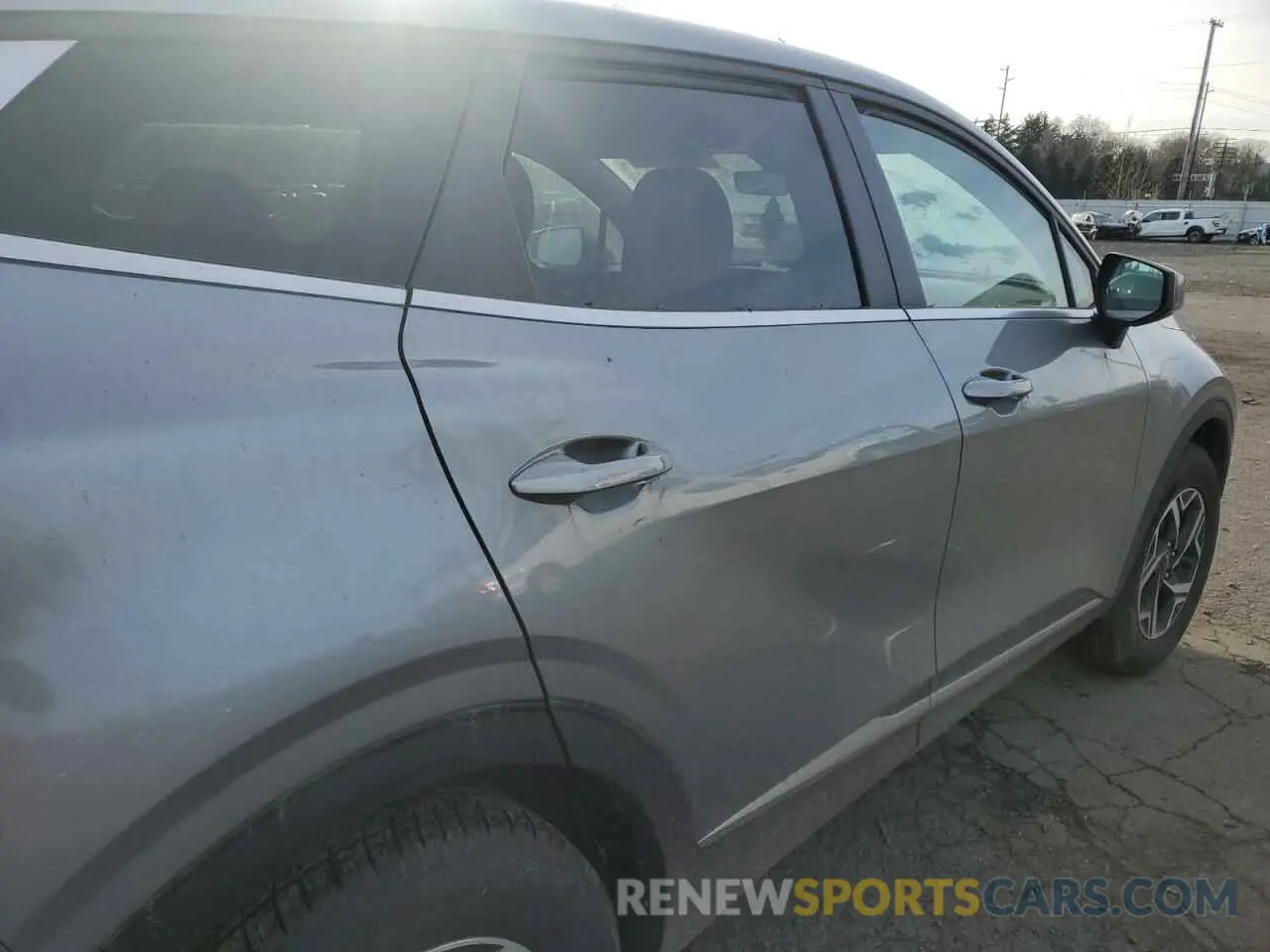 10 Photograph of a damaged car KNDPUCAF2P7135814 KIA SPORTAGE 2023
