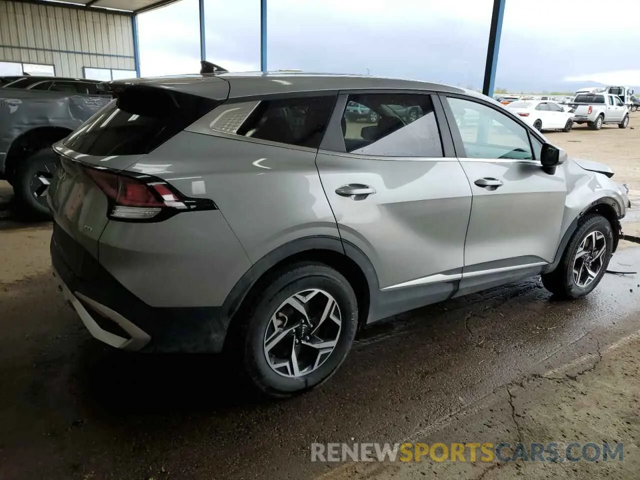 3 Photograph of a damaged car KNDPUCAF3P7187646 KIA SPORTAGE 2023