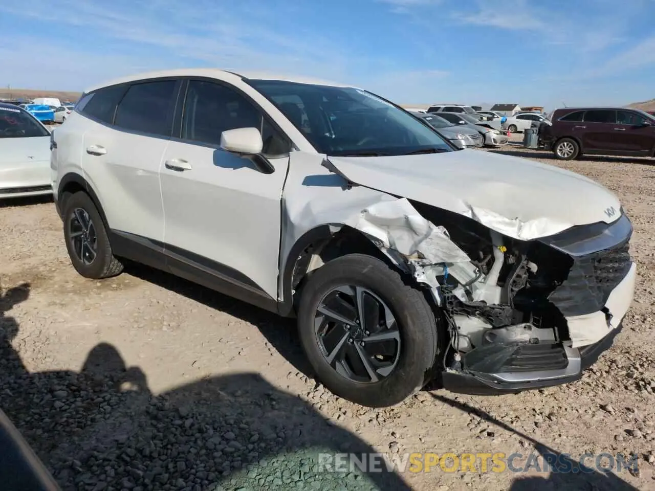 4 Photograph of a damaged car KNDPUCAG6P7042044 KIA SPORTAGE 2023