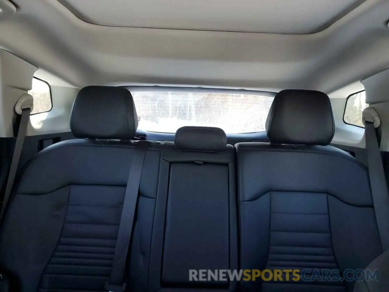 10 Фотография поврежденного автомобиля KNDPVCAF5P7194935 KIA SPORTAGE 2023