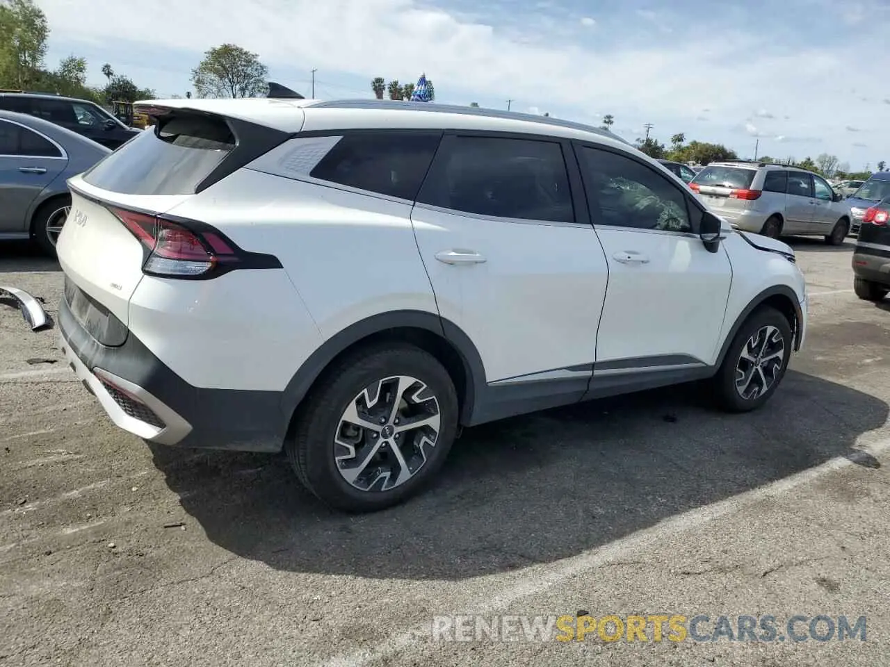 3 Фотография поврежденного автомобиля KNDPVCAG5P7020968 KIA SPORTAGE 2023