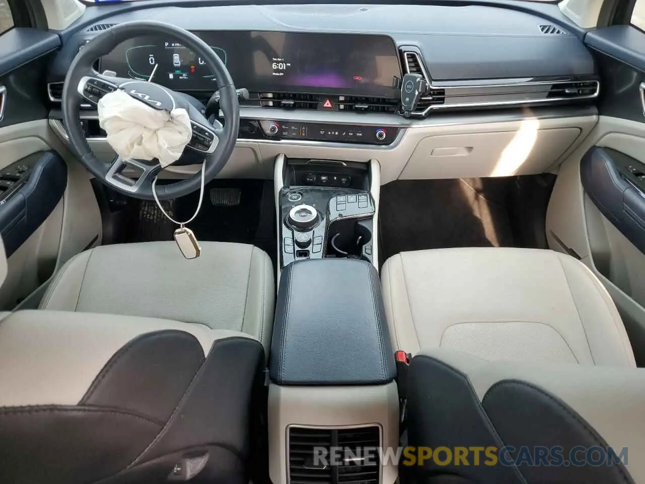 8 Фотография поврежденного автомобиля KNDPVCAG9P7015501 KIA SPORTAGE 2023