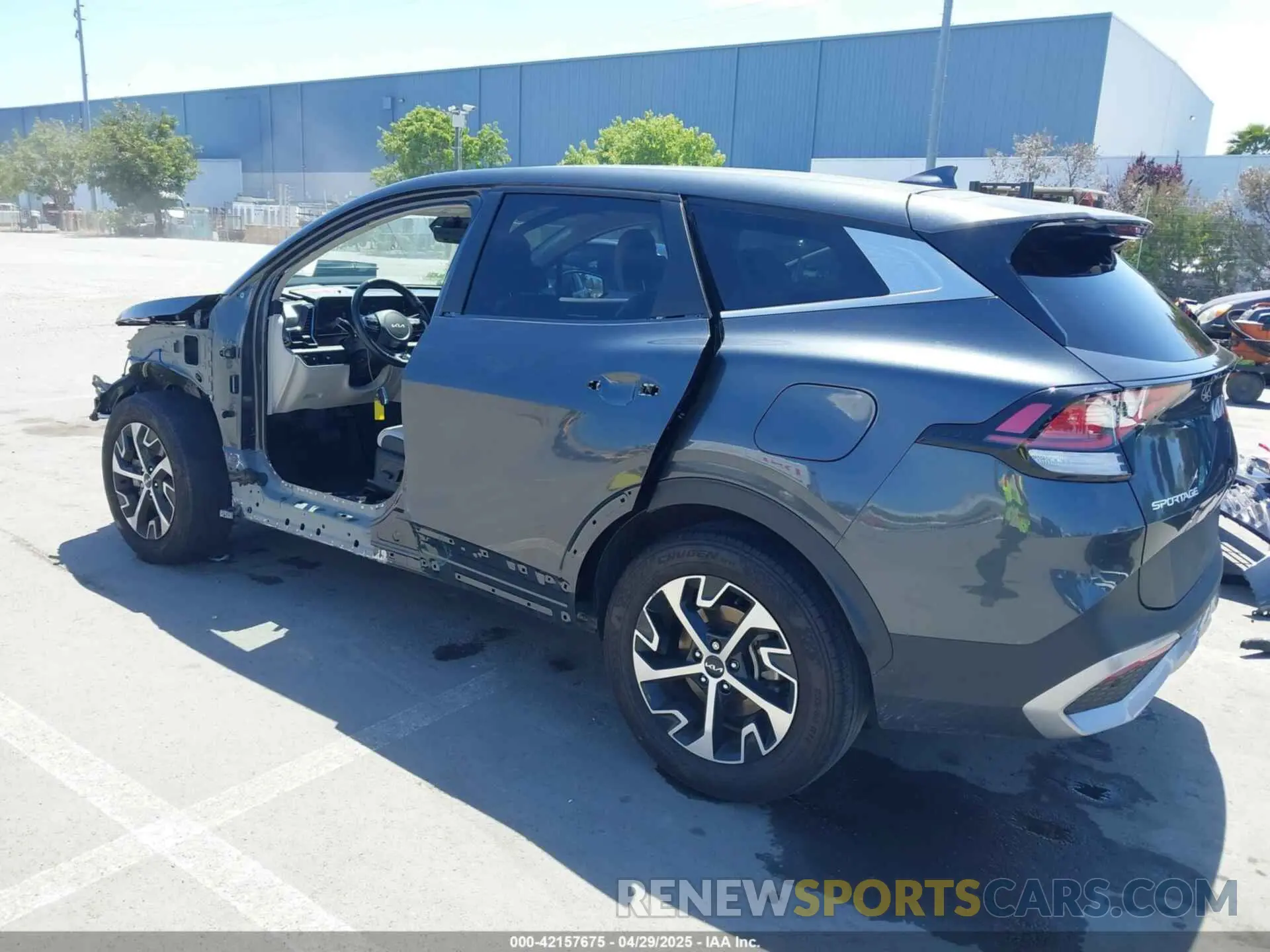 3 Фотография поврежденного автомобиля 5XYK33DF4RG161104 KIA SPORTAGE 2024