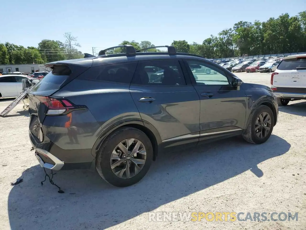 3 Photograph of a damaged car 5XYK43DF6RG194036 KIA SPORTAGE 2024