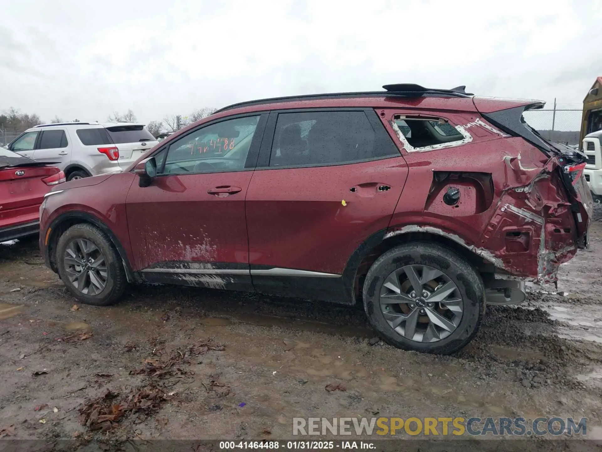 15 Photograph of a damaged car 5XYK43DF7RG209966 KIA SPORTAGE 2024