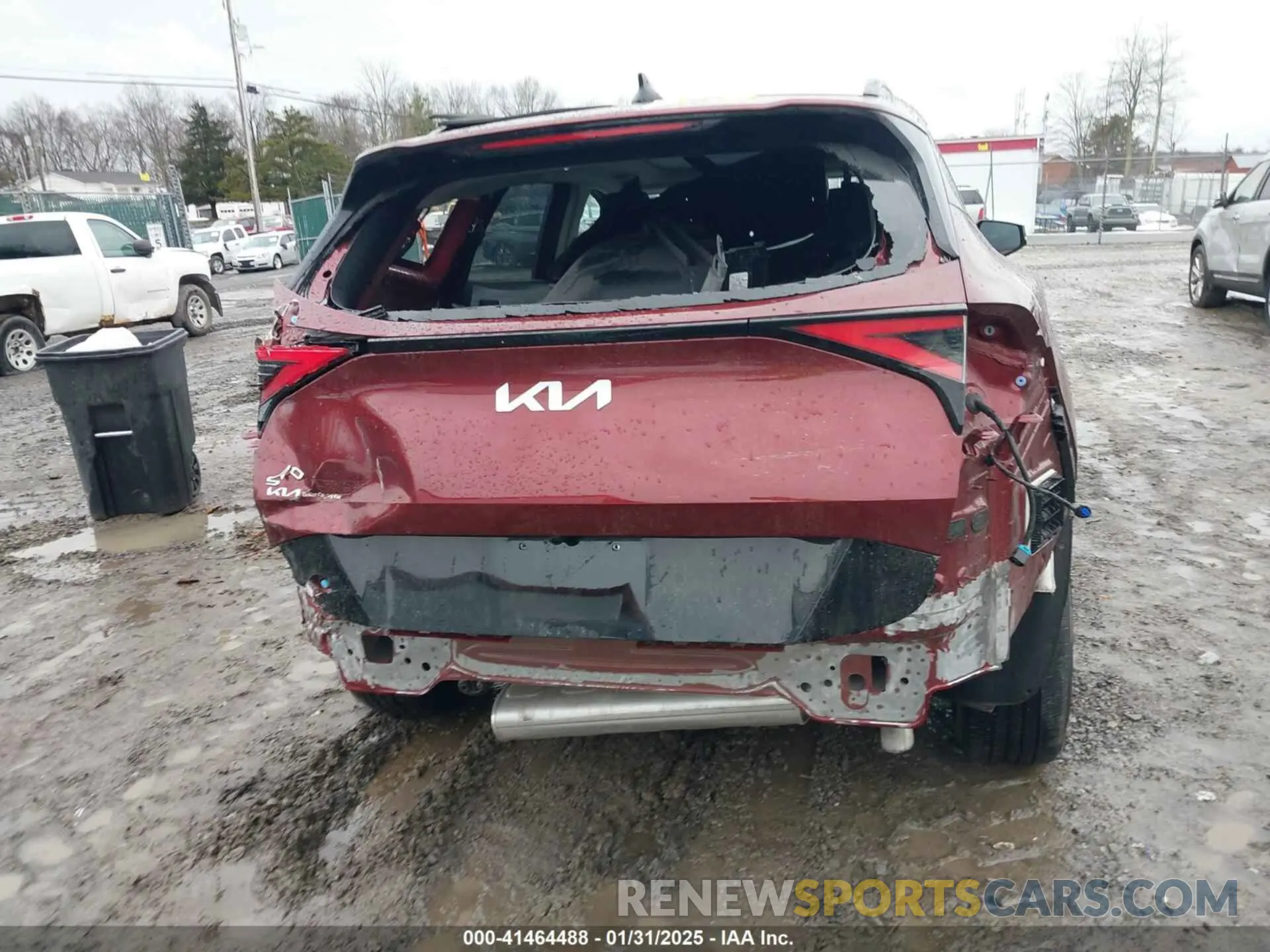 17 Photograph of a damaged car 5XYK43DF7RG209966 KIA SPORTAGE 2024