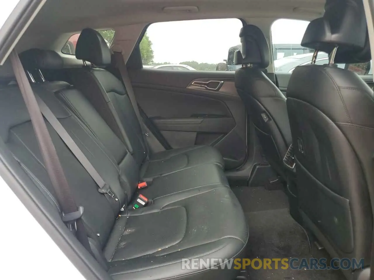 10 Фотография поврежденного автомобиля 5XYK43DF8RG213685 KIA SPORTAGE 2024