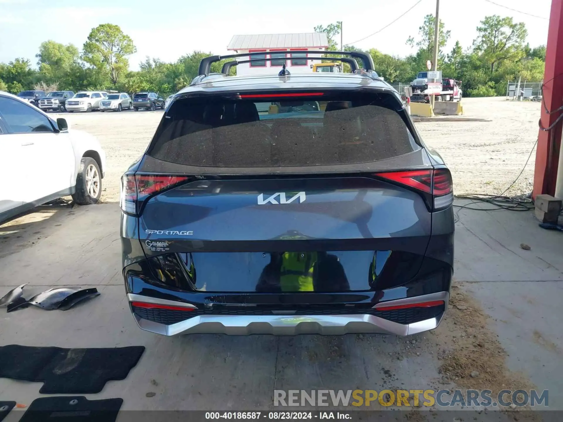 16 Photograph of a damaged car 5XYK53DF7RG145540 KIA SPORTAGE 2024