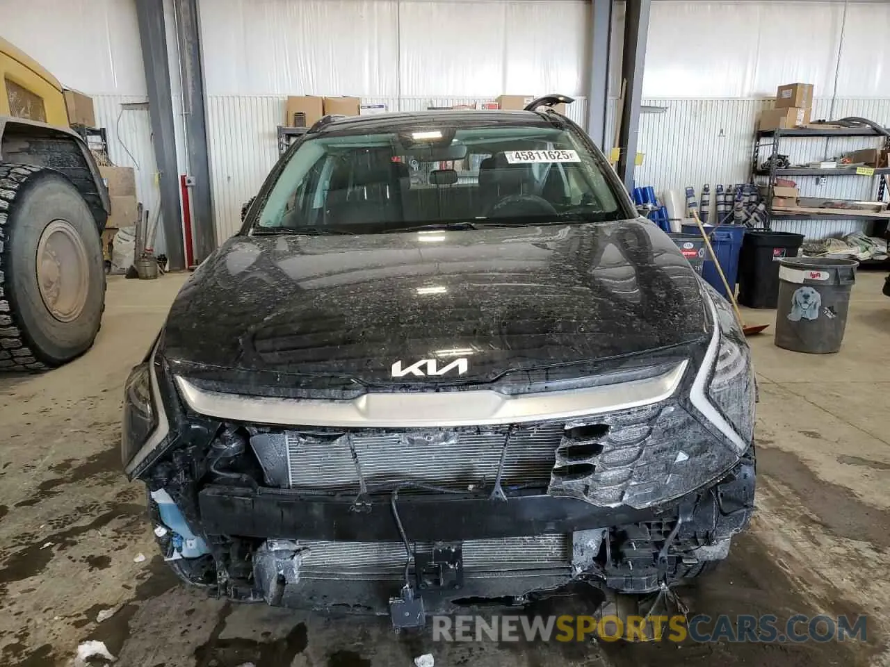 5 Photograph of a damaged car 5XYK5CDFXRG186597 KIA SPORTAGE 2024