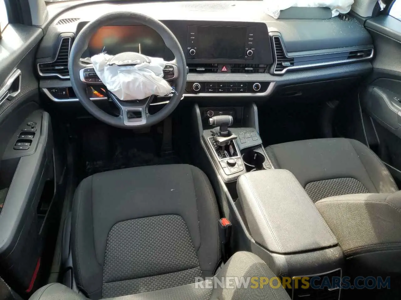 8 Photograph of a damaged car KNDPU3DF2R7285114 KIA SPORTAGE 2024
